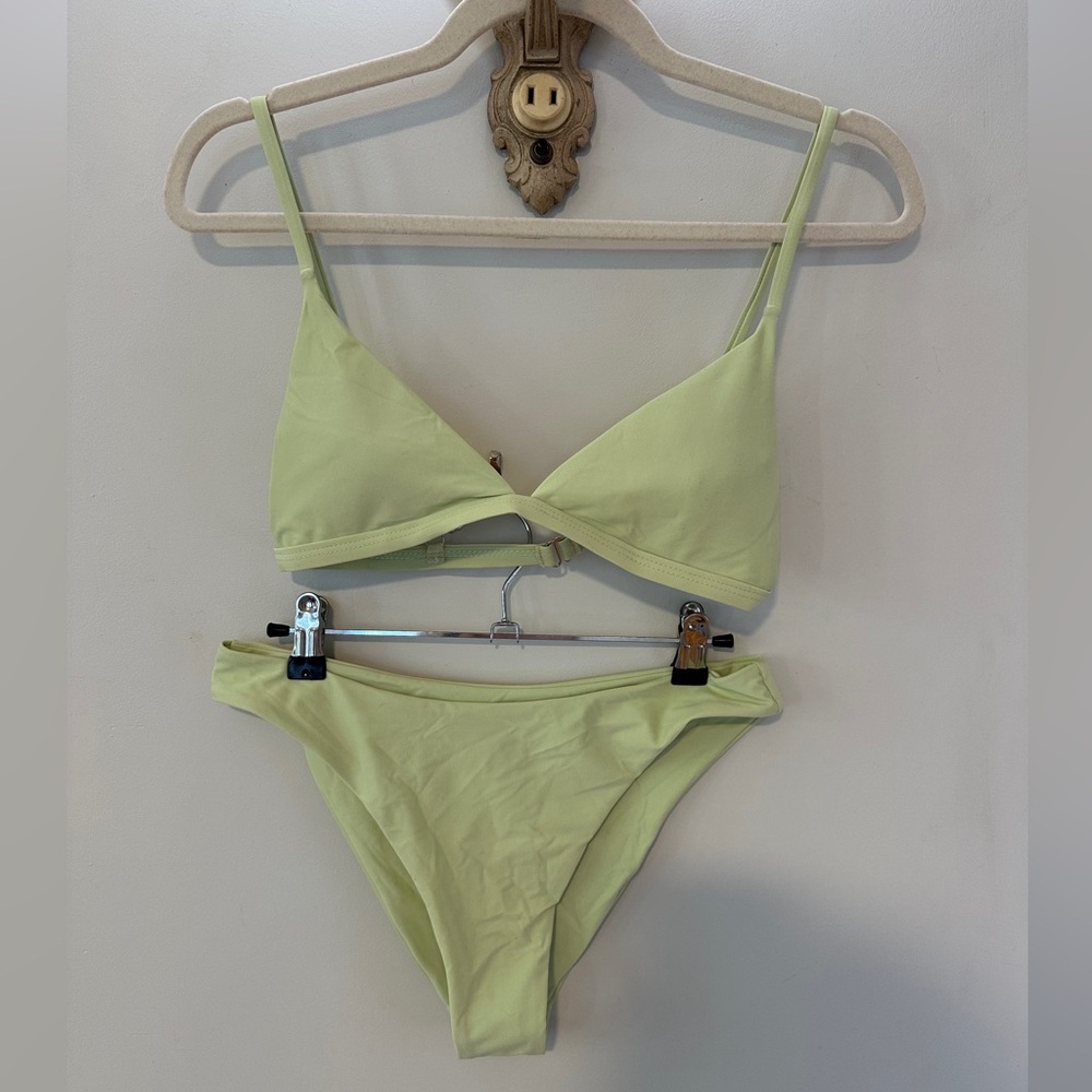 NEW & UNWORN - Aurelle Lime Minimal Bikini - M